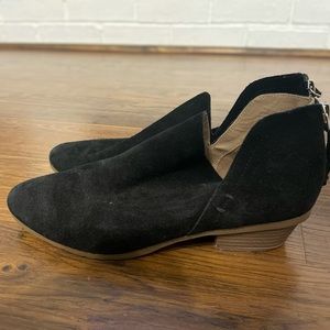 Kenneth Cole booties